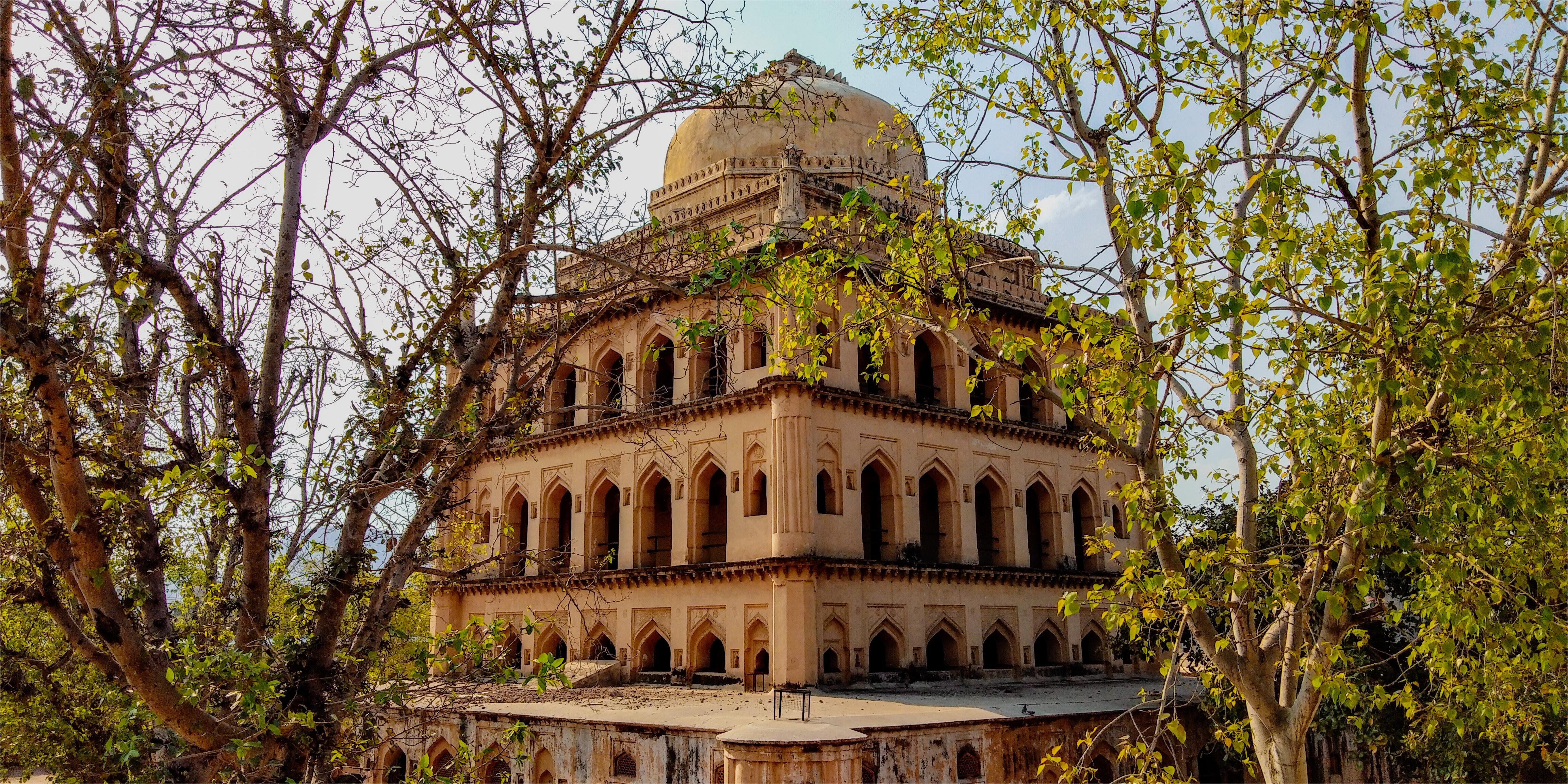 Tomb of Fateh Jung