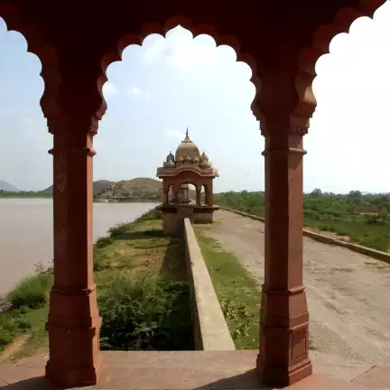 Jaisamand Lake